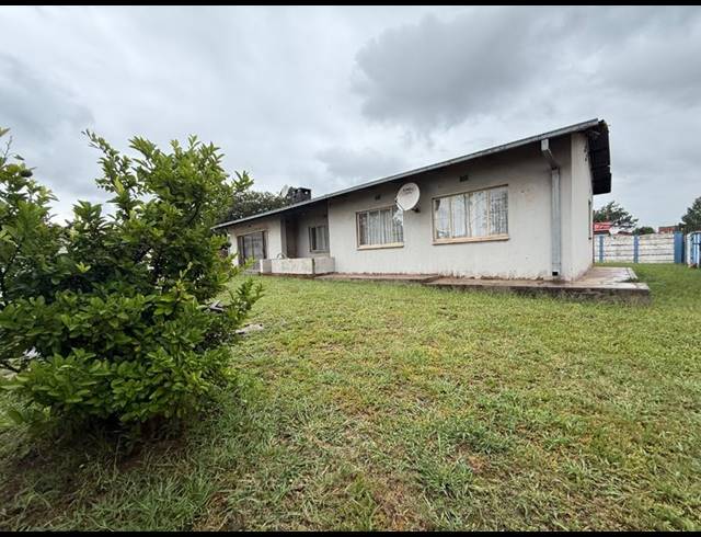 3 BEDROOM HOUSE FOR SALE IN VANDERBIJLPARK CW 5